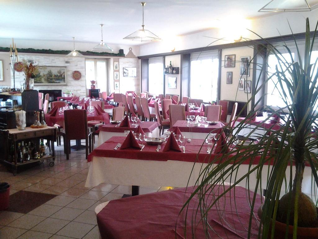 Albergo Del Cacciatore Cremeno Dış mekan fotoğraf
